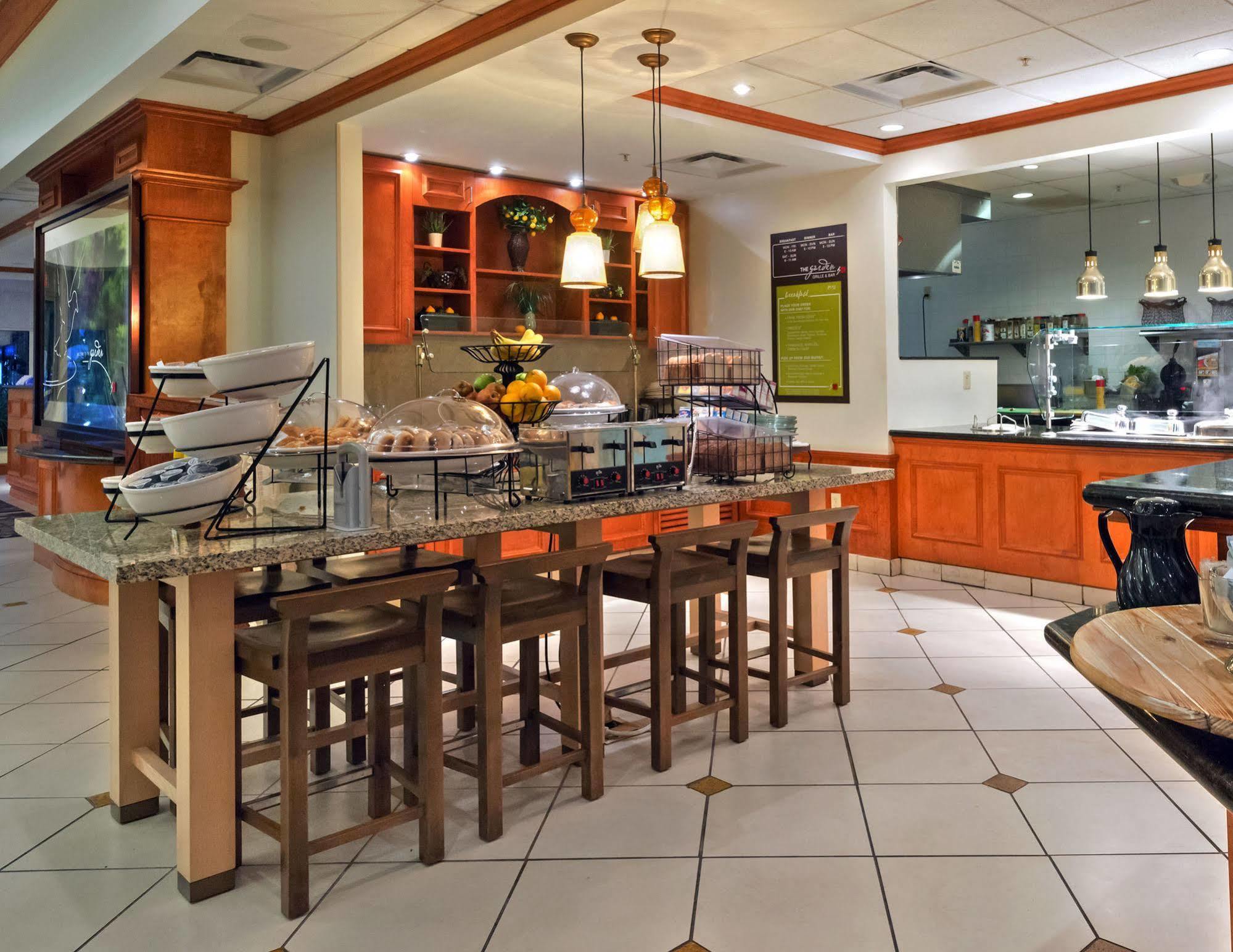 Hilton Garden Inn West Monroe Exteriör bild