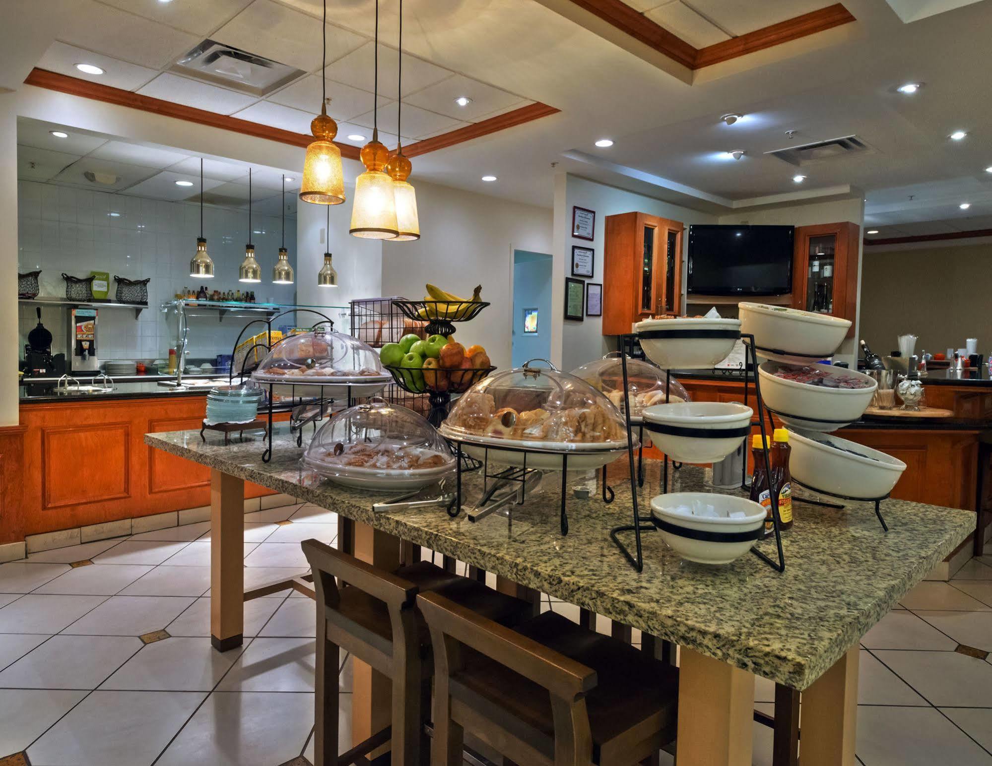 Hilton Garden Inn West Monroe Exteriör bild